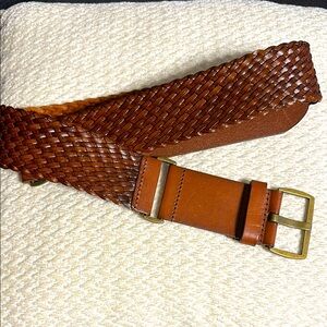 Loft Belt. NWOT! Size Large